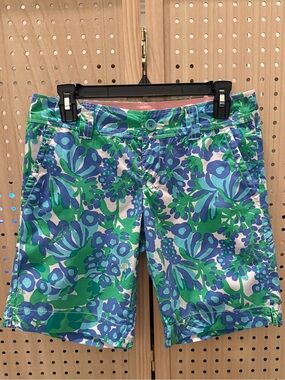 Lilly Pulitzer Bee in your Bonnet Bermuda Shorts
